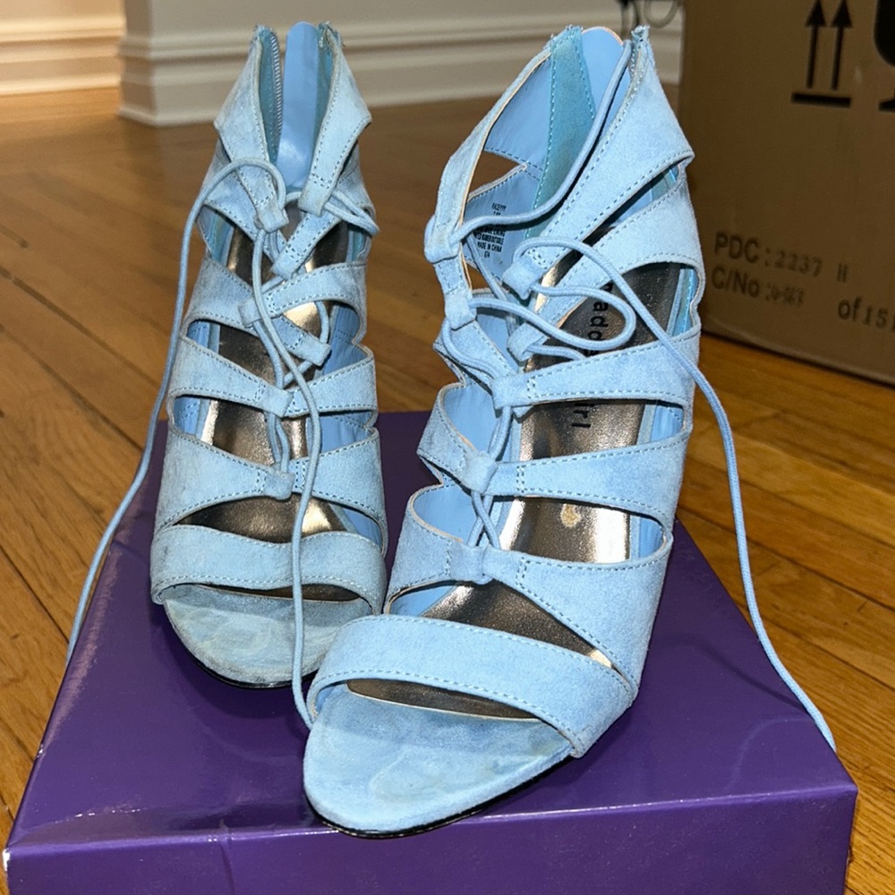 Madden Girl Raceyyy Baby Blue size 7.5